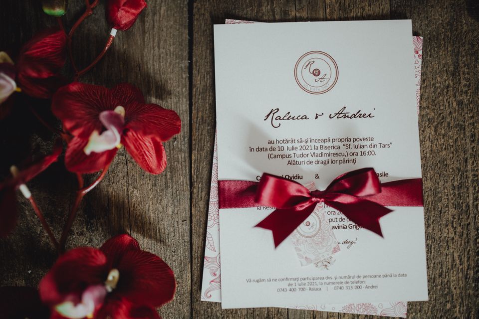 115821494_4255614124479159_7086393979373138727_n Invitatie Elegant Burgundy 2 - imagine 1