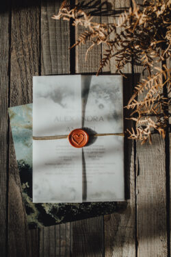 Invitatie de nunta - Gold touch